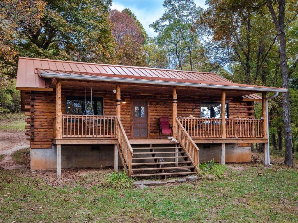 Fly Away Cabin- Modern, Serene, And Convenient Compton Екстериор снимка